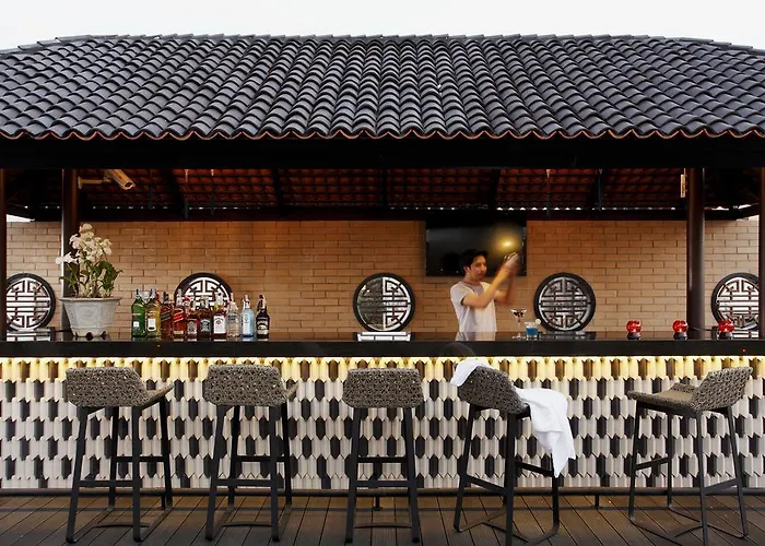 Hotel Baan Chart
